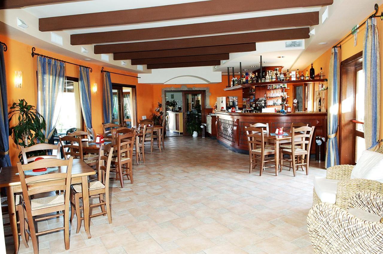 Hotel Cala Mirto Budoni Kültér fotó