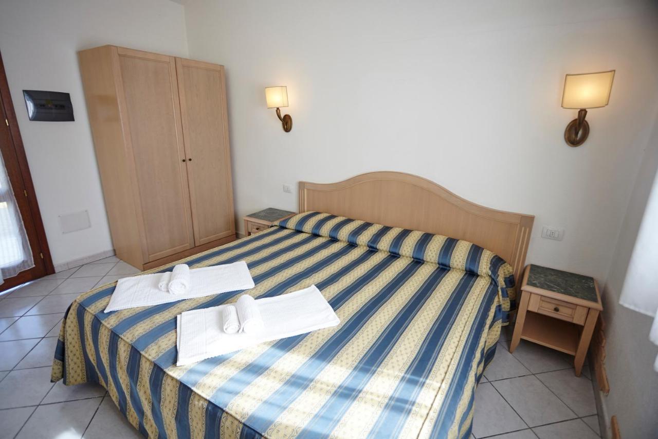 Hotel Cala Mirto Budoni Kültér fotó