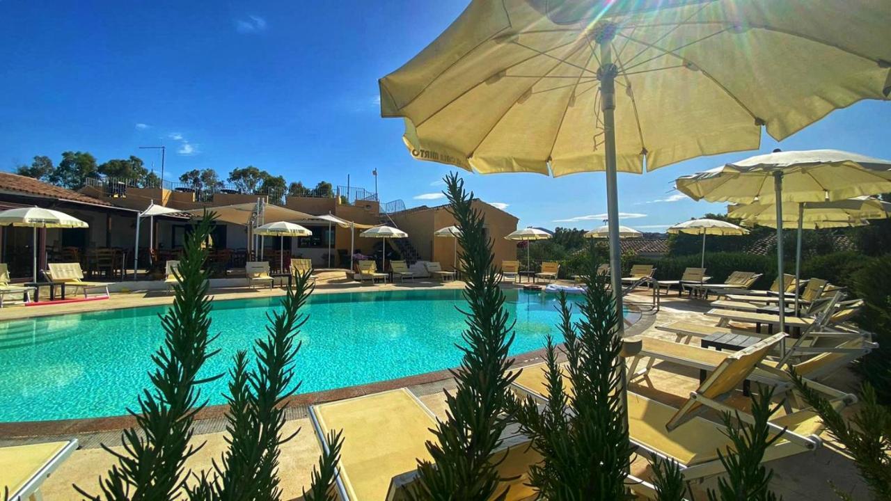 Hotel Cala Mirto Budoni Kültér fotó