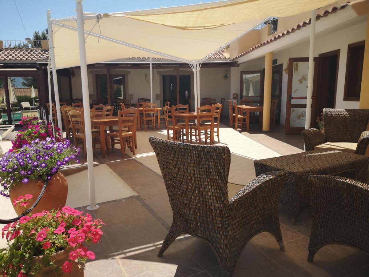 Hotel Cala Mirto Budoni Kültér fotó
