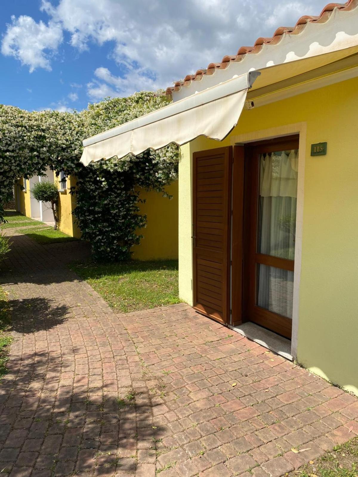 Hotel Cala Mirto Budoni Kültér fotó