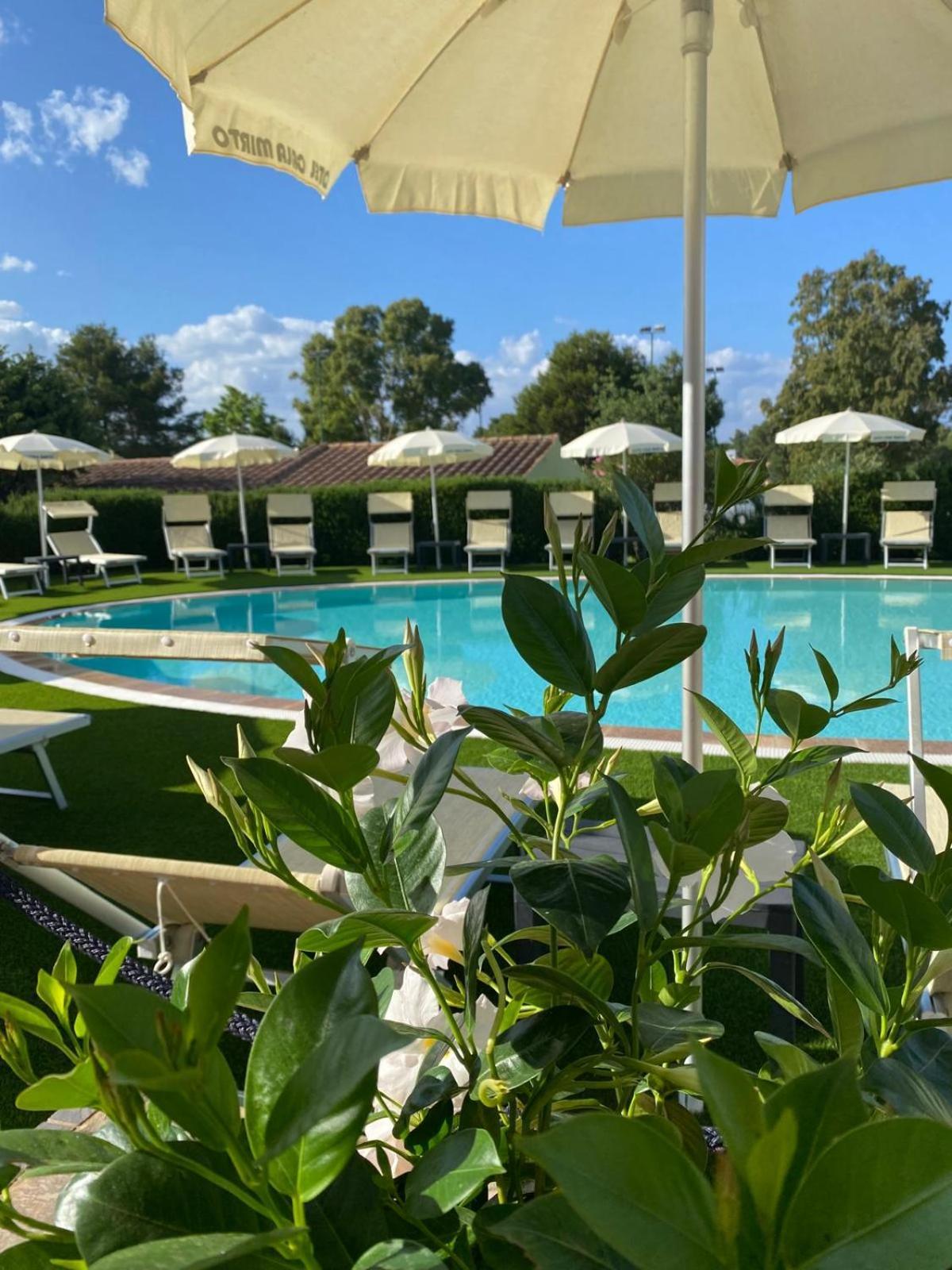Hotel Cala Mirto Budoni Kültér fotó